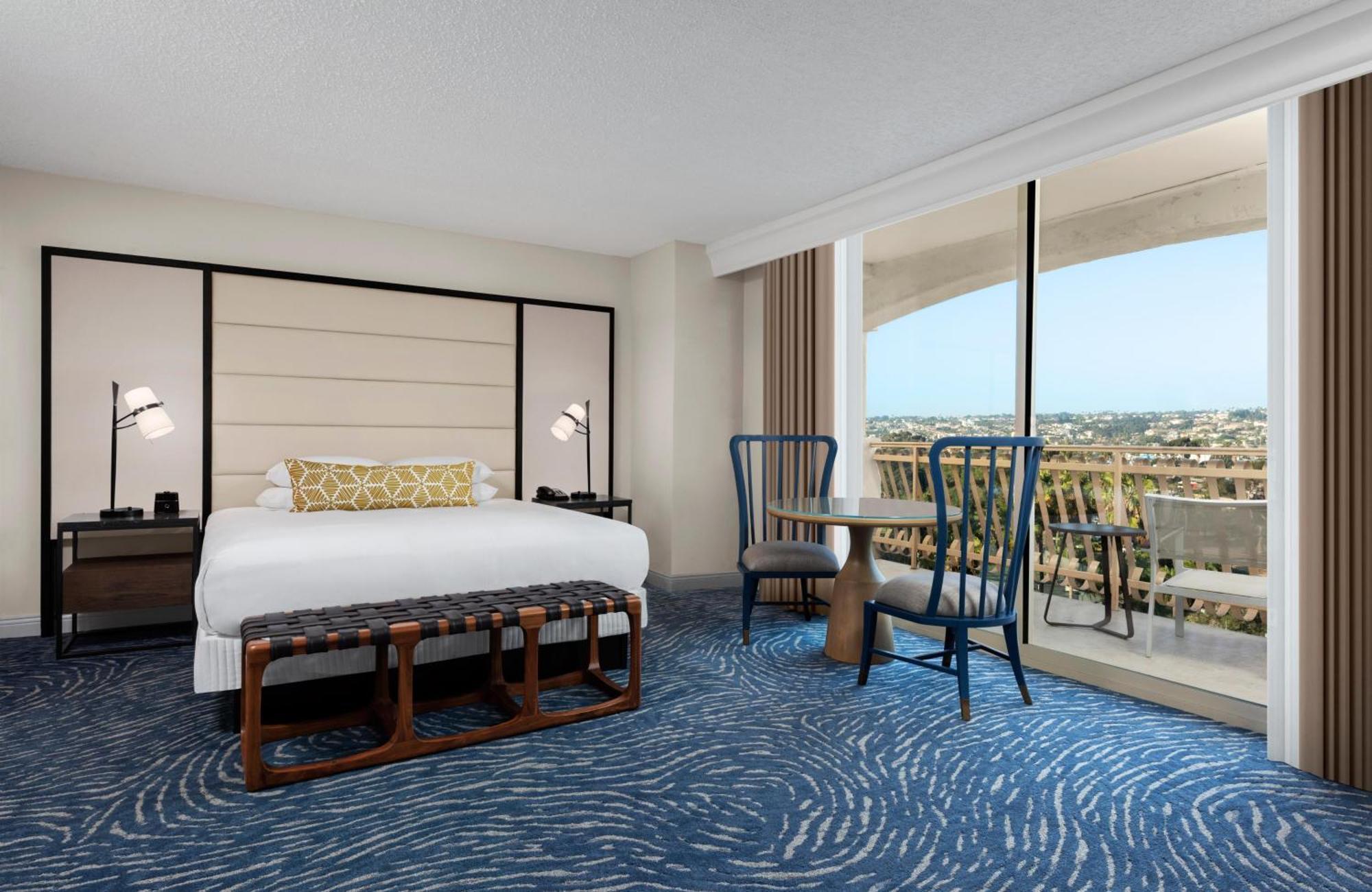 King Room,1434541108:JPEG