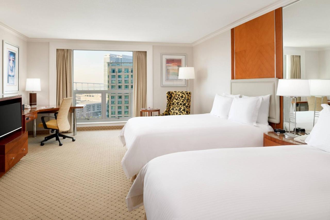 Deluxe Double Room Two Double Beds Roll Shower Water View High Floor or Mobility Accessible,1398041864:JPEG