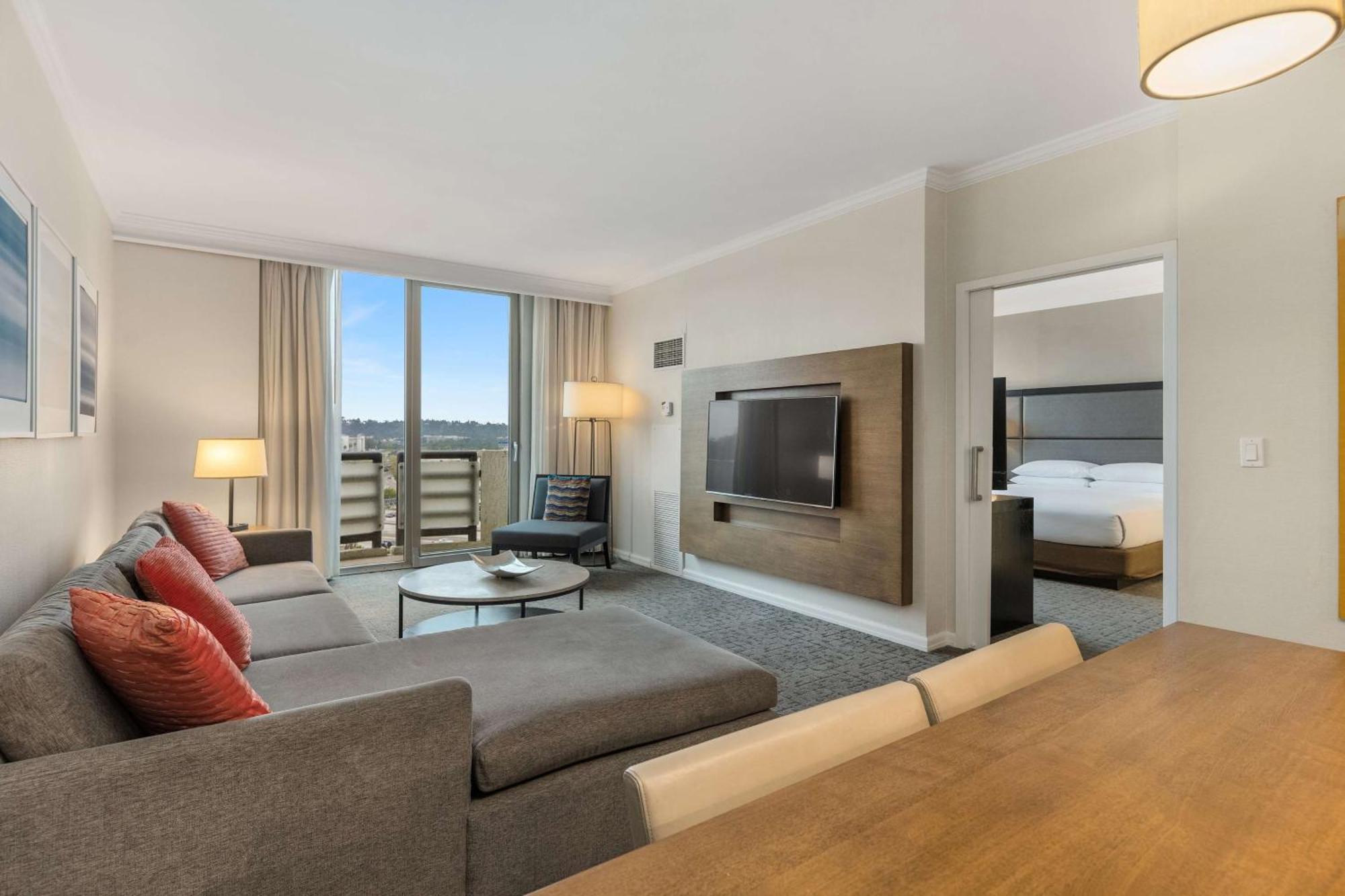 Two-Room King Suite Balcony,1438450819:JPEG