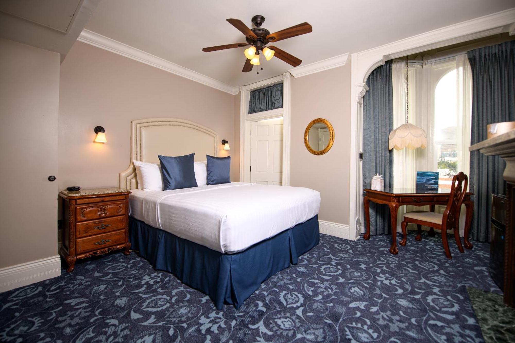 Standard King Room,1543776460:JPEG