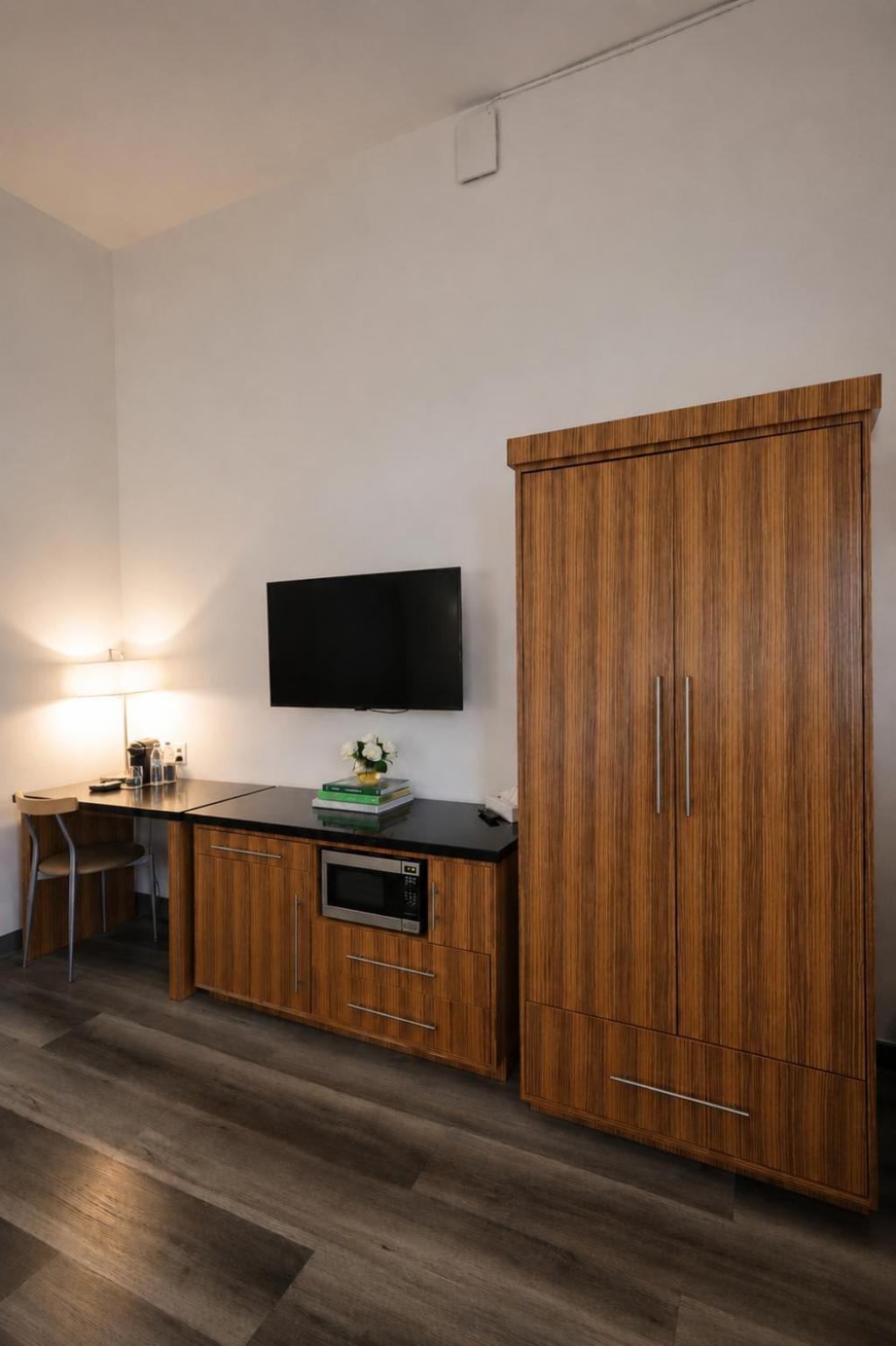 Queen Room