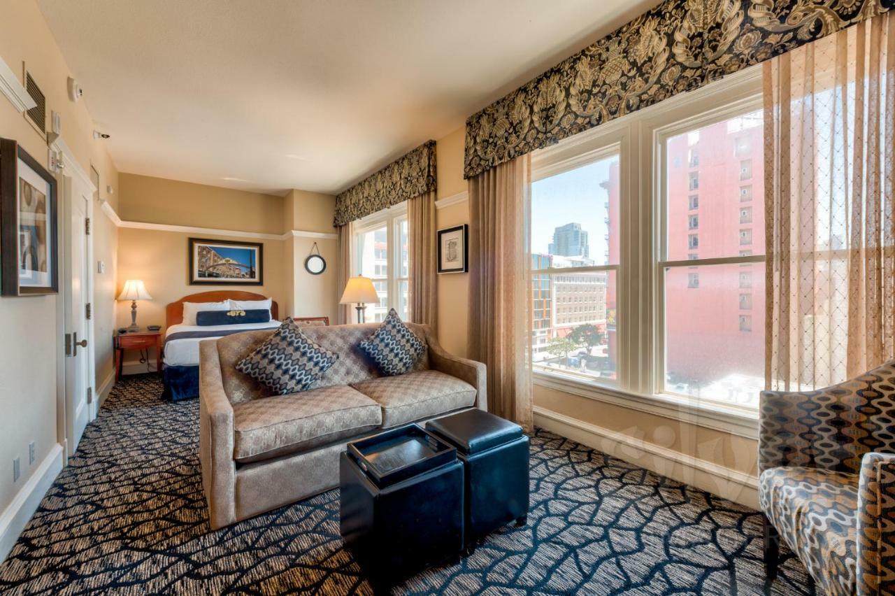 Junior Suite,828641825:JPEG